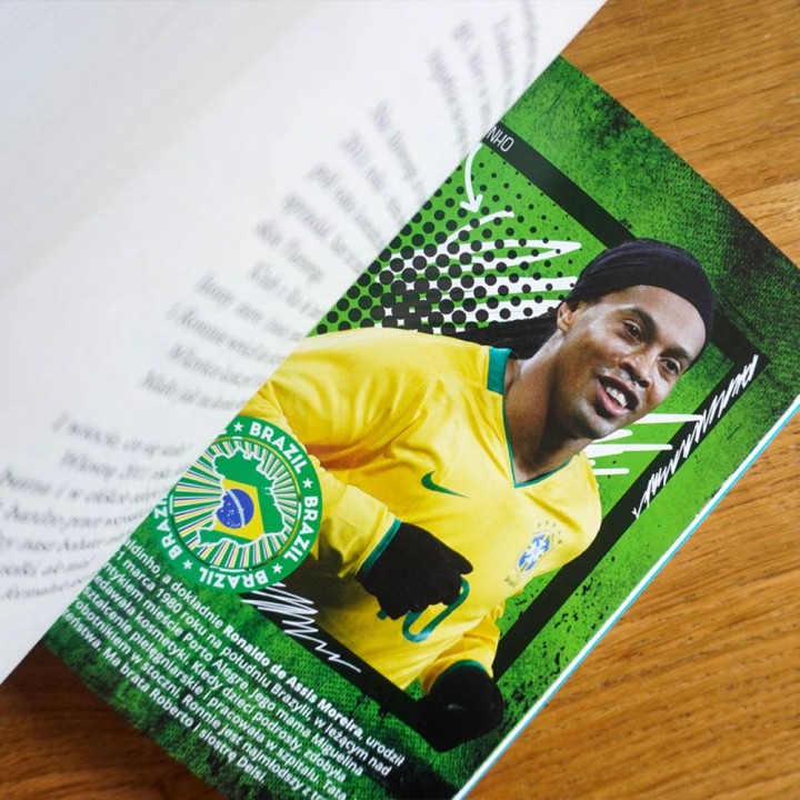 Okładka książki Ronaldinho. Czarodziej piłki nożnej w księgarni sportowej Labotiga
